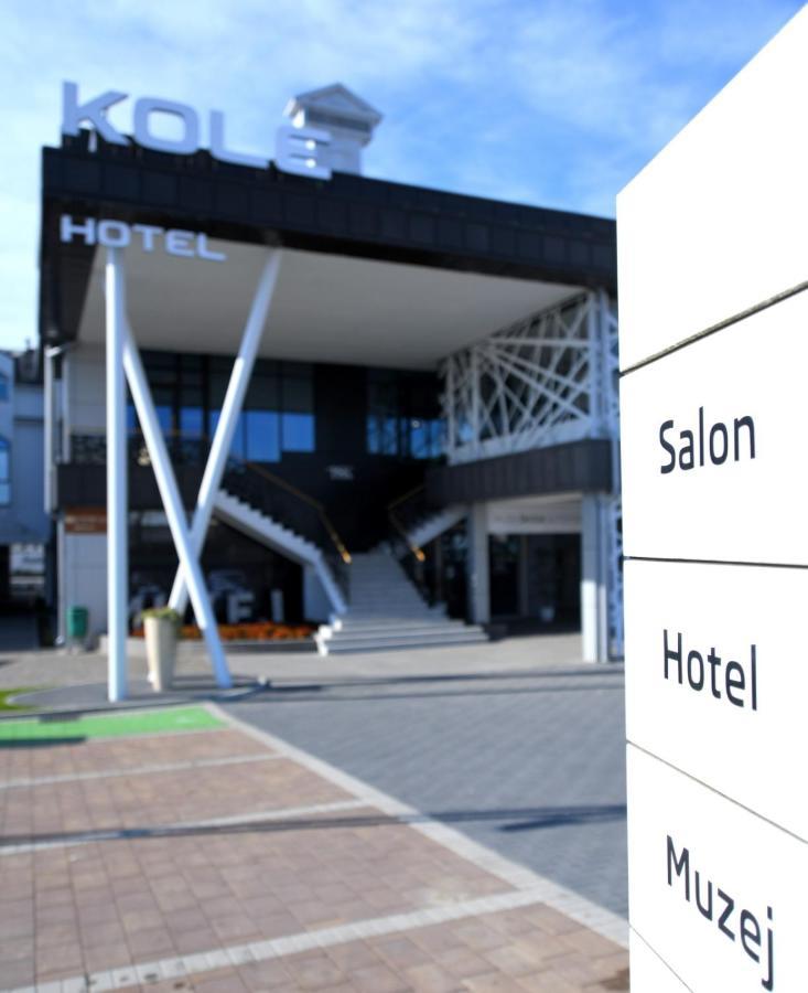 Čačak Hotel Kole מראה חיצוני תמונה