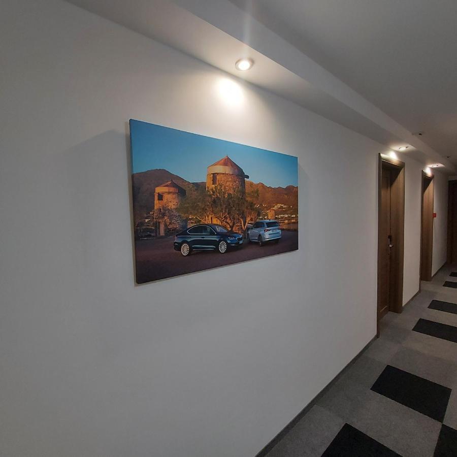 Čačak Hotel Kole מראה חיצוני תמונה