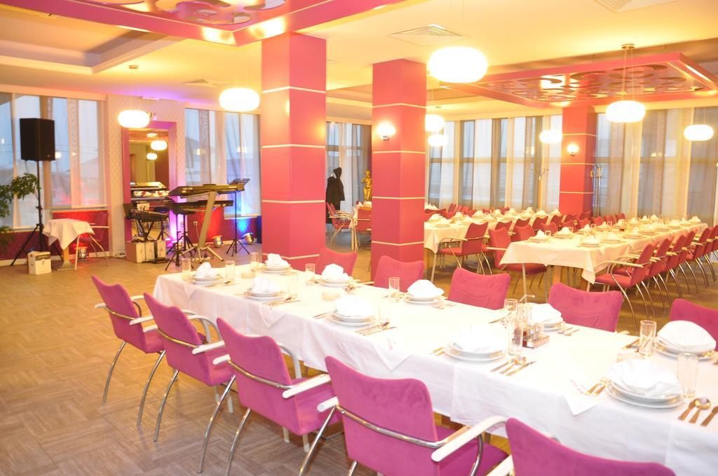 Čačak Hotel Kole מראה חיצוני תמונה