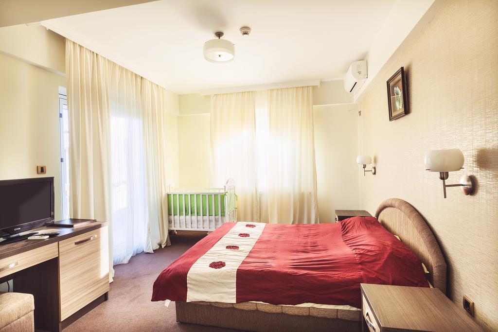 Čačak Hotel Kole חדר תמונה